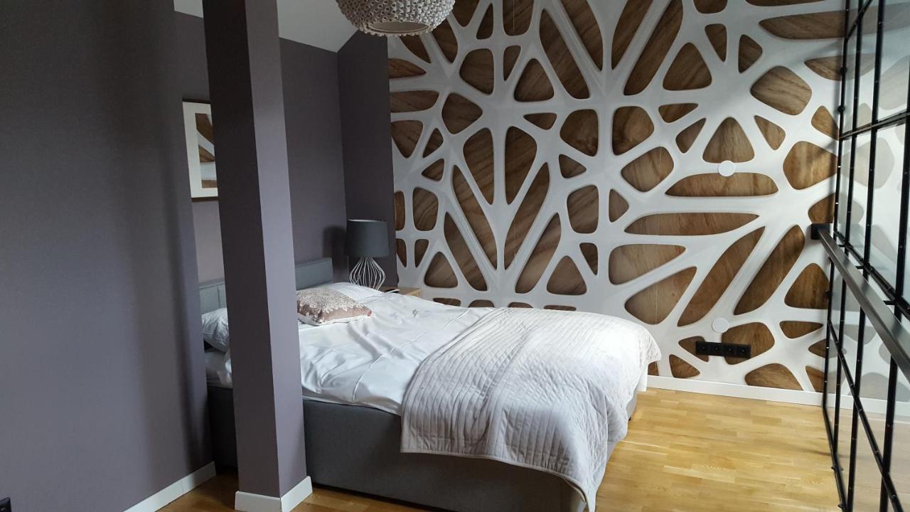 Апартаменты Apartament Dwupoziomowy Z Klimatyzacja Крыница-Здруй Экстерьер фото