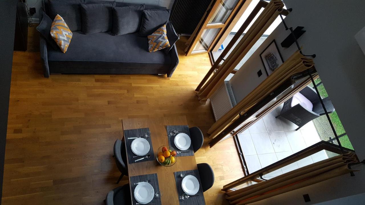 Апартаменты Apartament Dwupoziomowy Z Klimatyzacja Крыница-Здруй Экстерьер фото